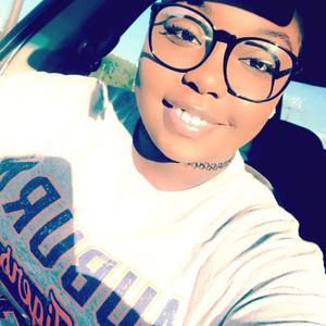 Meet your Posher, Ebony